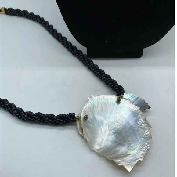 Vintage iridescent shell MOP leaf multi strand chunky Black braided  beading - Picture 5 of 7